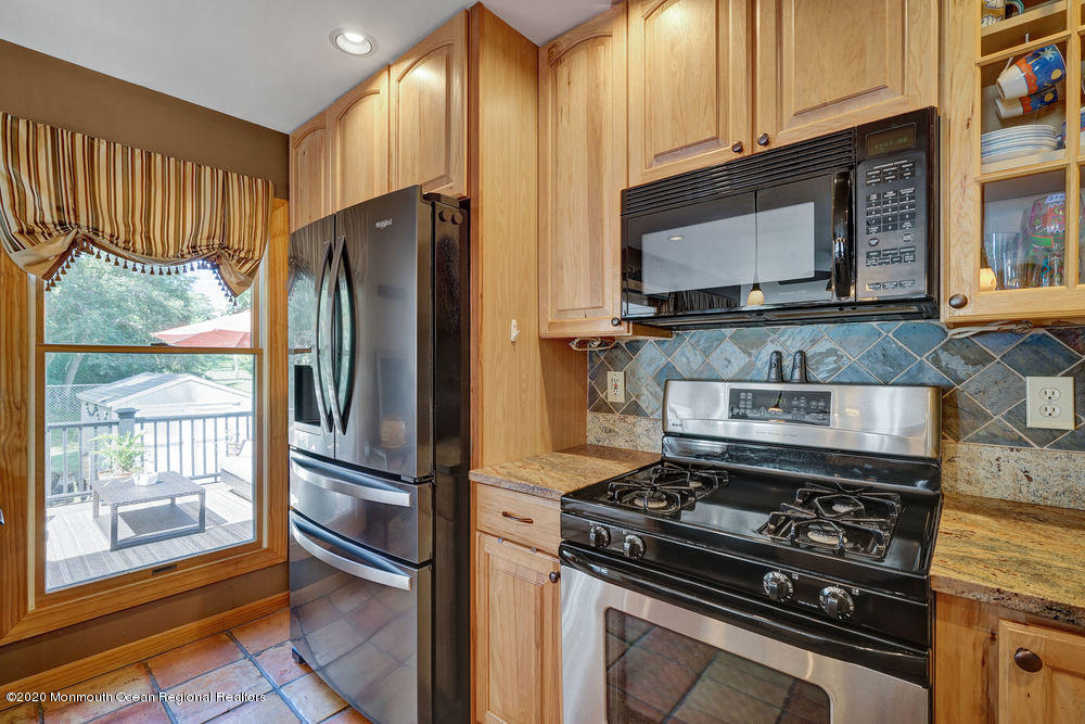 1423 Edgemere Road Wall, NJ 07719 - Photo 22 of 55 018_dsc02345