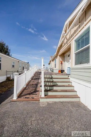 $205,000 | 2139 North Pinewood Drive, Idaho Falls, ID 83401