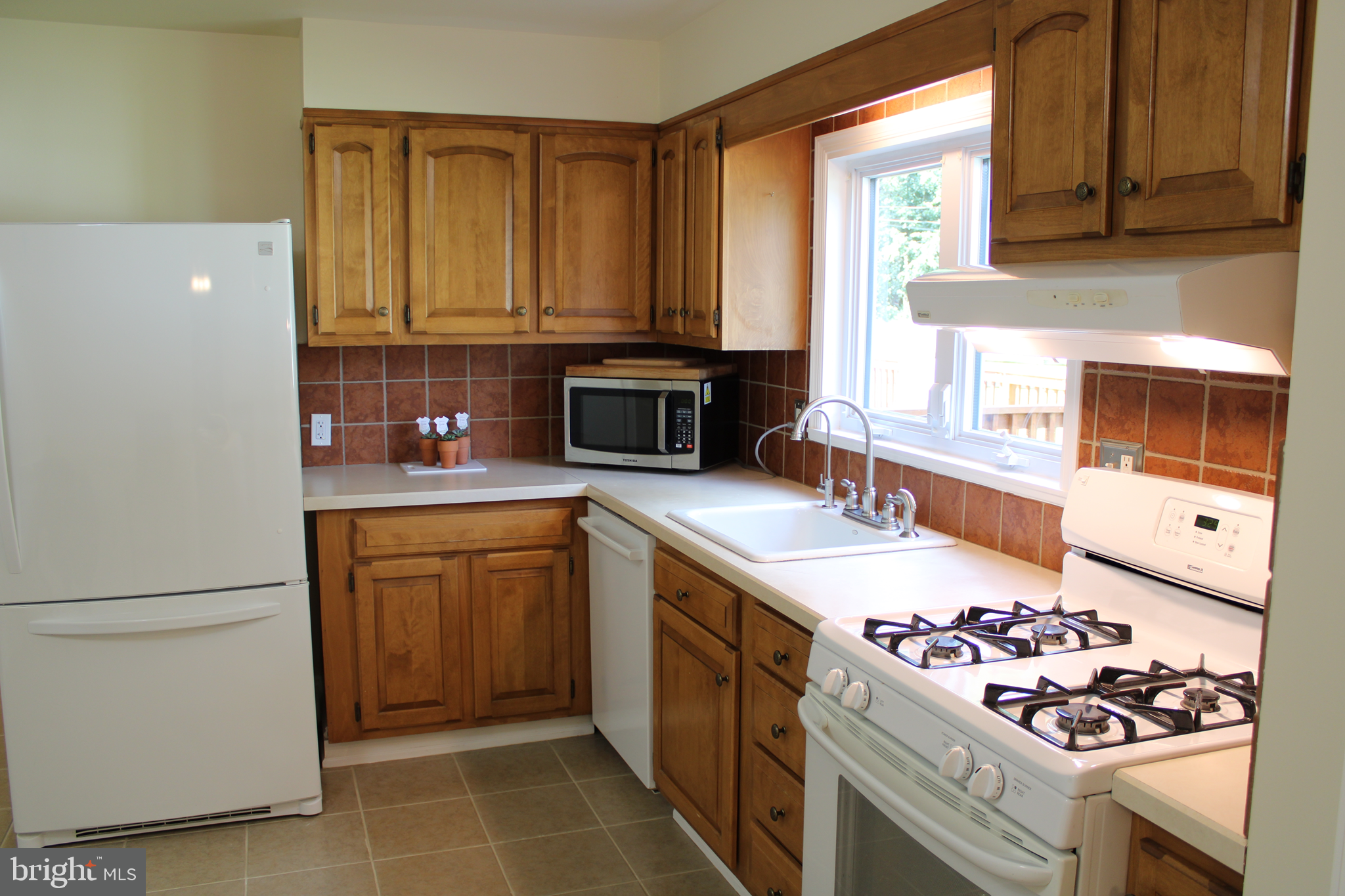 2227 Greenstone Road Wilmington, DE 19810 - Photo 6 of 25 Gallery Image 6