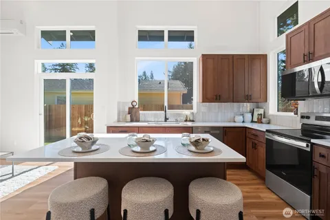 $639,000 | 2905 Cedarwood Avenue, Bellingham, WA 98225