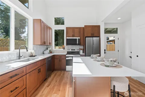 $639,000 | 2905 Cedarwood Avenue, Bellingham, WA 98225