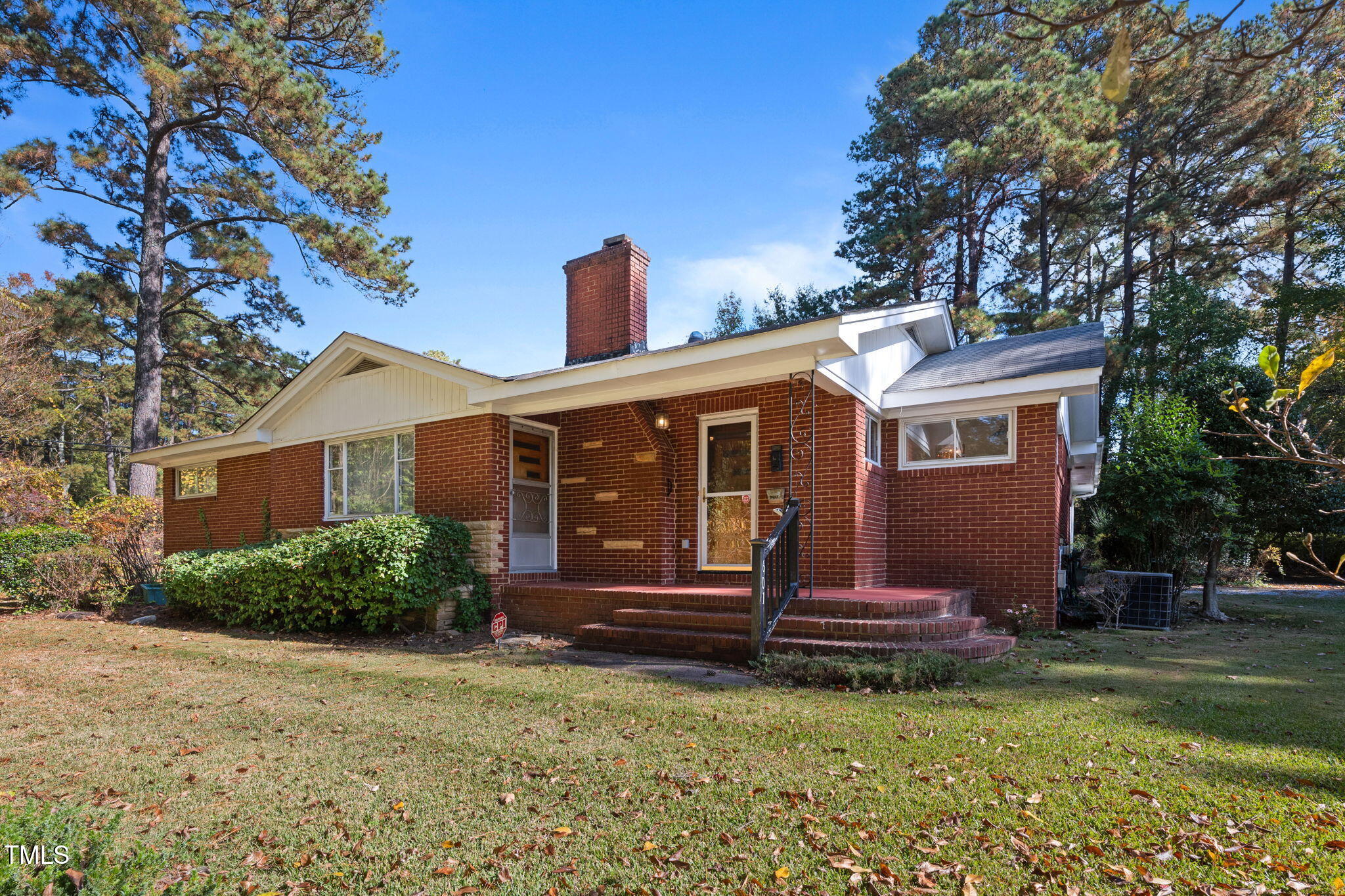 601 Aversboro Road Garner, NC 27529 - Photo 1 of 40 1-web-or-mls-P1268460