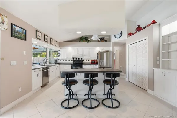 $575,000 | 1569 Northeast Amy Avenue, Jensen Beach, FL 34957