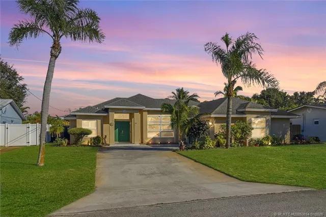 $575,000 | 1569 Northeast Amy Avenue, Jensen Beach, FL 34957
