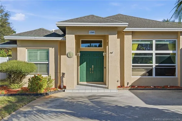 $575,000 | 1569 Northeast Amy Avenue, Jensen Beach, FL 34957
