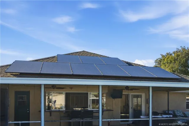 $575,000 | 1569 Northeast Amy Avenue, Jensen Beach, FL 34957