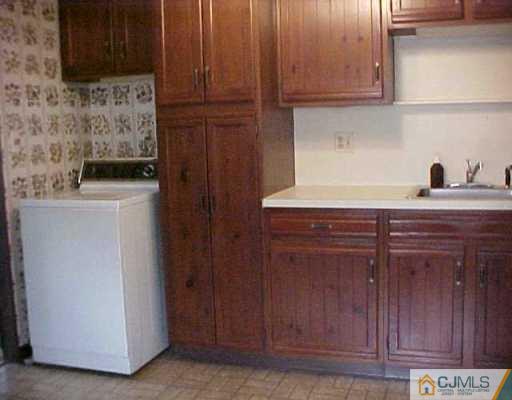 10 Rosewood Road Edison, NJ 08817 - Photo 3 of 8