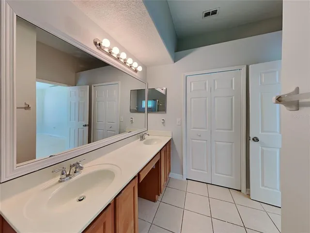 $2,399 | 10193 Oak Crest Road, Orlando, FL 32829