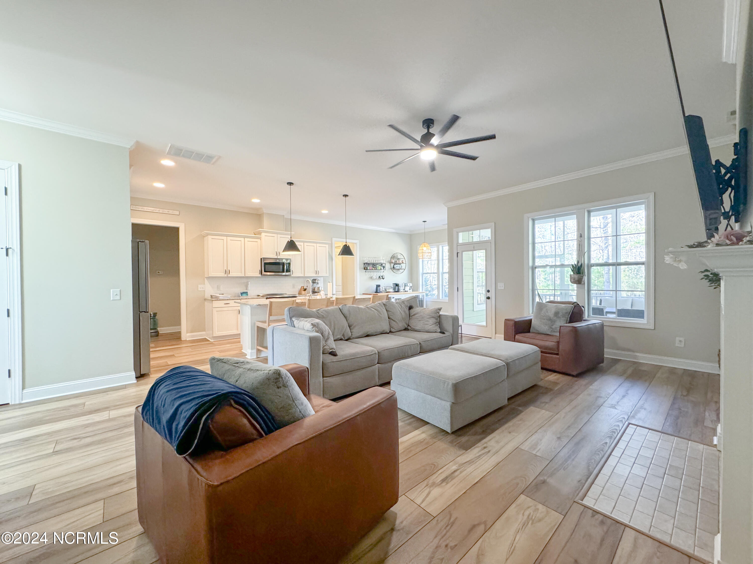 506 Center Drive Hampstead, NC 28443 - Photo 21 of 52 Photo Feb 07 2024, 2 26 21 PM