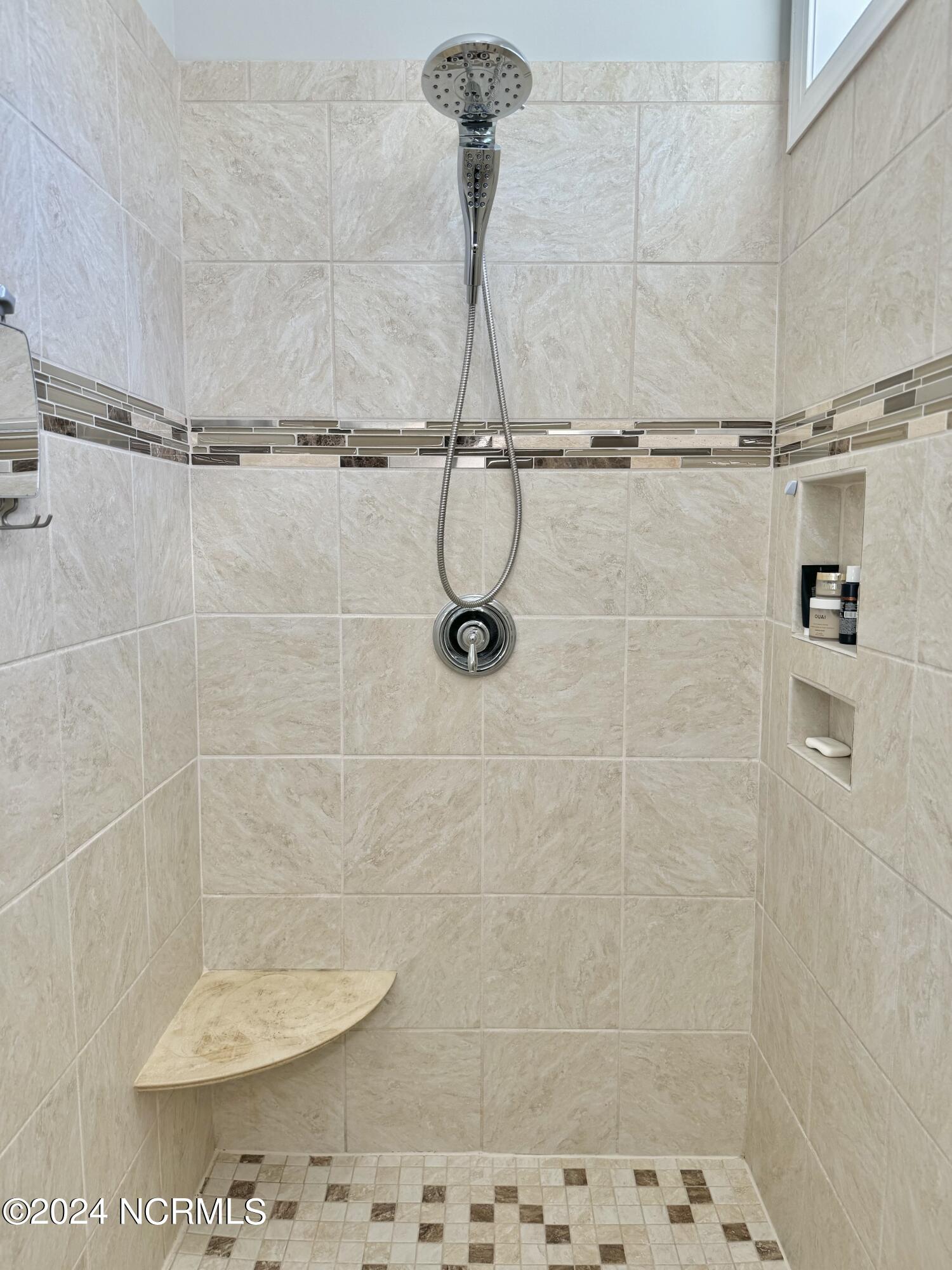 506 Center Drive Hampstead, NC 28443 - Photo 30 of 52 Photo Feb 07 2024, 2 40 10 PM