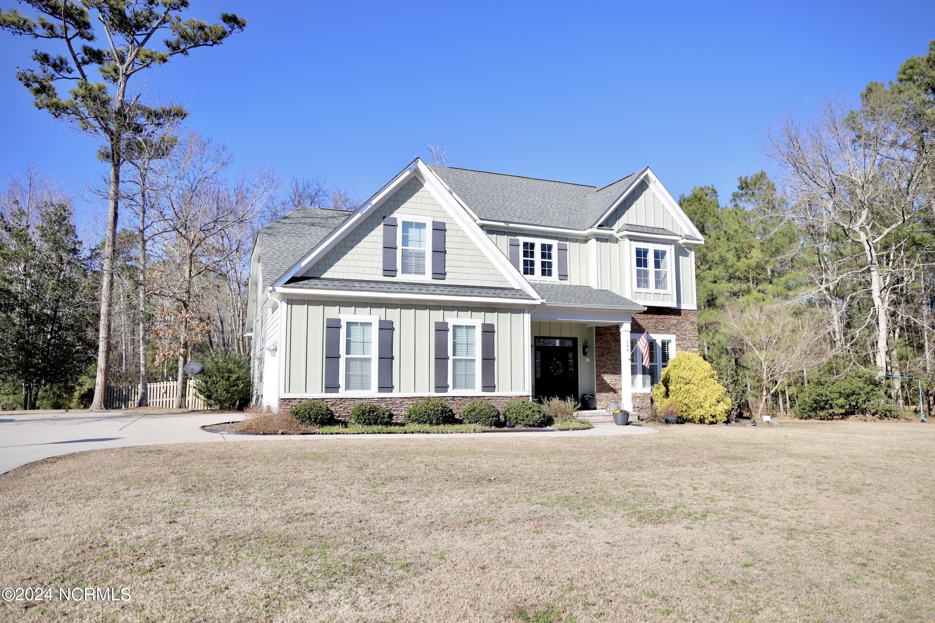 506 Center Drive Hampstead, NC 28443 - Photo 4 of 52 Photo Feb 07 2024, 4 03 21 PM