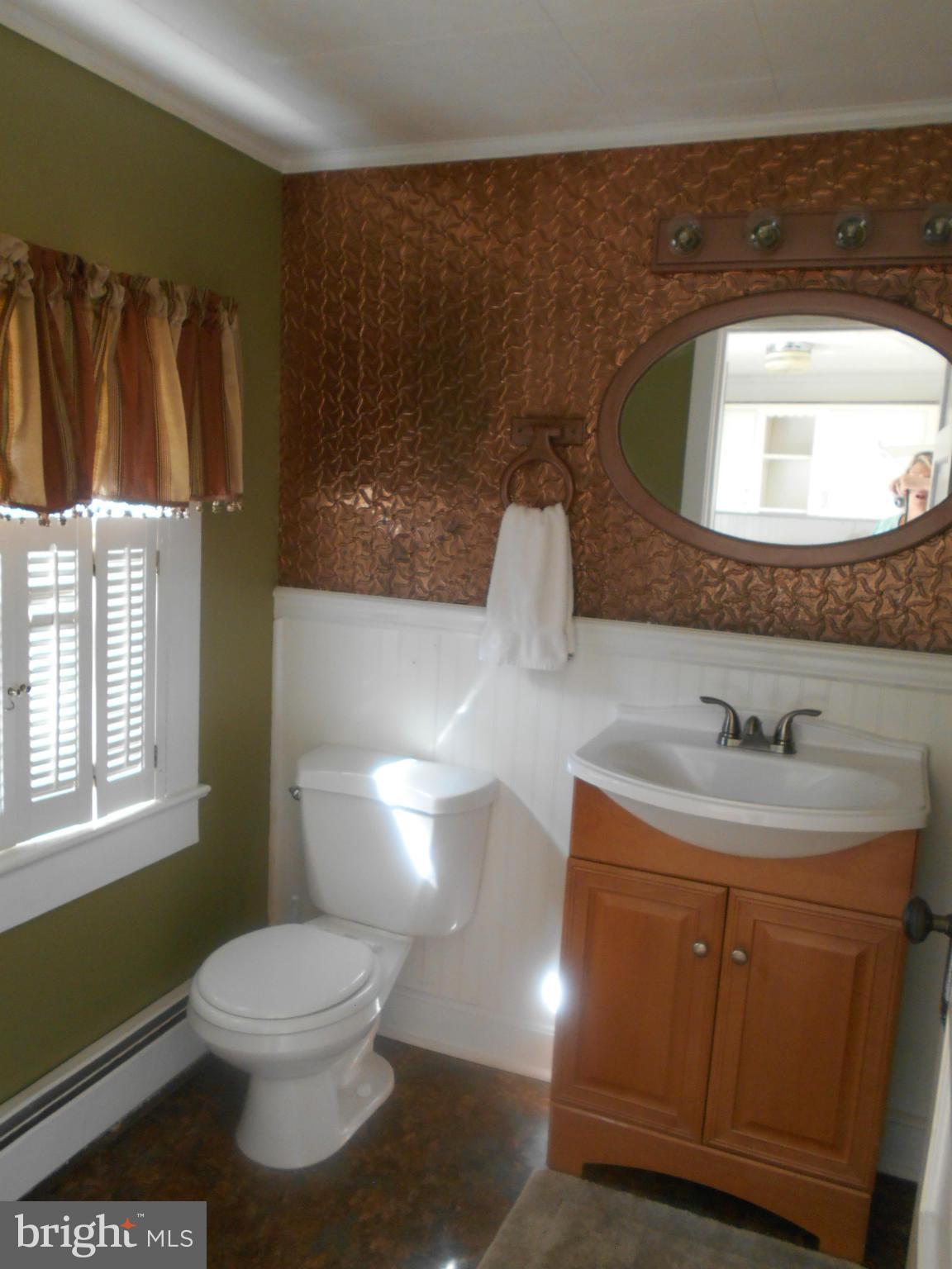 704 Dover Road Easton, MD 21601 - Photo 9 of 20 Bath