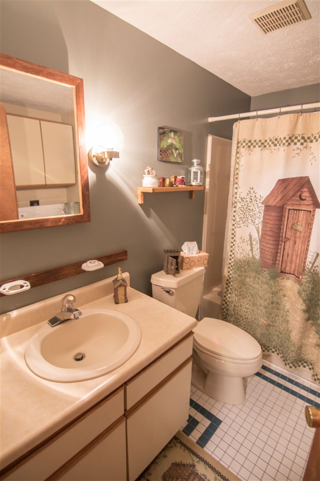94 River Run Road, Unit 6 Thornton, NH 03285 - Photo 27 of 33 Gallery Image 27