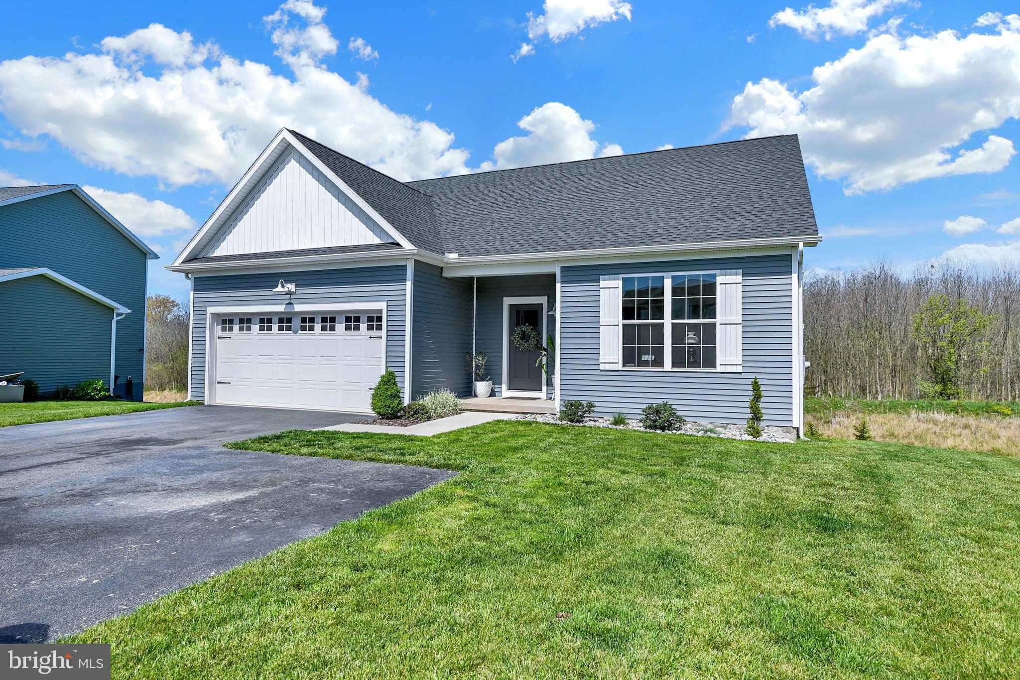 7 Lobell Road Abbottstown, PA 17301 - Photo 2 of 33 Gallery Image 2