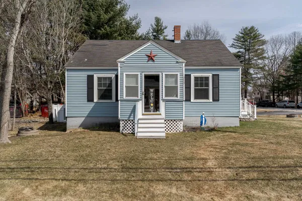 $475,000 | 213 Highway 108, Somersworth, NH 03878