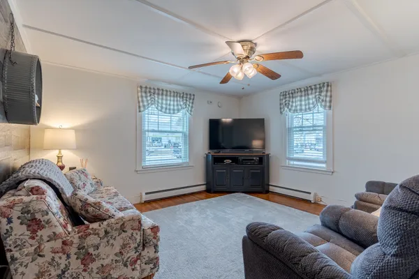 $475,000 | 213 Highway 108, Somersworth, NH 03878