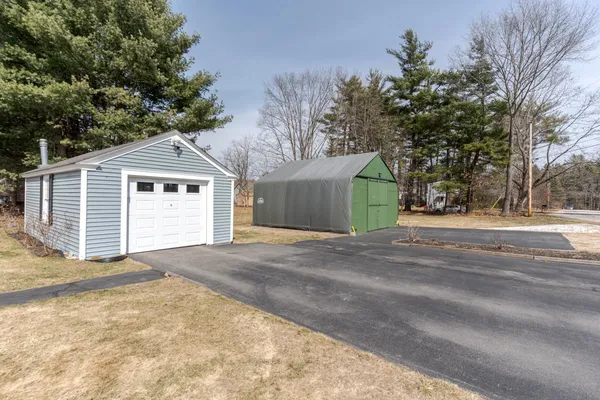 $475,000 | 213 Highway 108, Somersworth, NH 03878