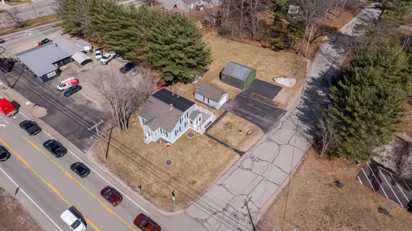 $475,000 | 213 Highway 108, Somersworth, NH 03878