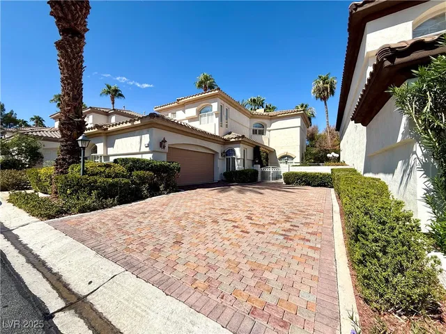 $3,100 | 411 Indigo Springs Street, Henderson, NV 89014