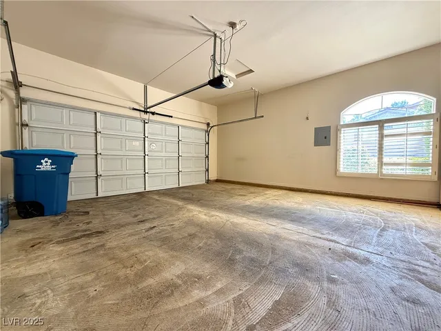 $3,100 | 411 Indigo Springs Street, Henderson, NV 89014