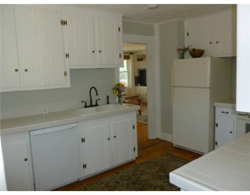 39 Sunset Drive Barrington, RI 02806 - Photo 8 of 20 Other.