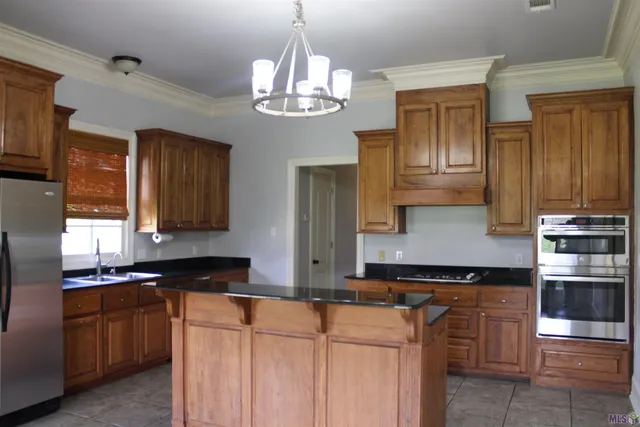 $2,600 | 19435 South Harrells Ferry Road, Baton Rouge, LA 70816