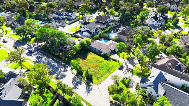 $795,000 | 1314 Caudle Drive, Spring Valley Village, TX 77055