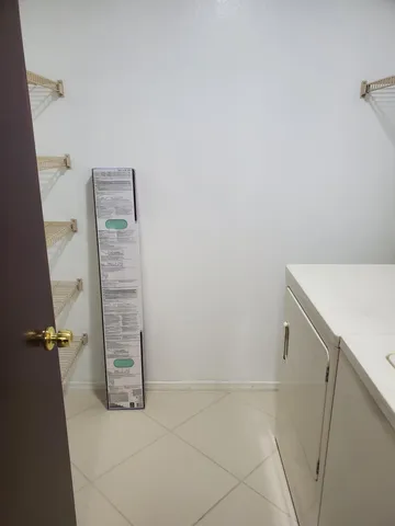 $1,800 | 2319 North Congress Avenue, Unit 31, Boynton Beach, FL 33426