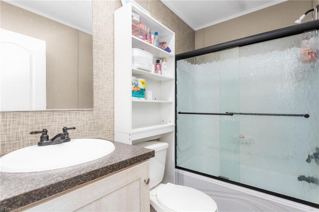 2551 Saxapahaw-Bethlehem Church Road Graham, NC 27253 - Photo 18 of 23