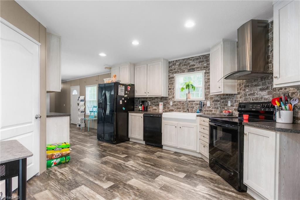 2551 Saxapahaw-Bethlehem Church Road Graham, NC 27253 - Photo 9 of 23