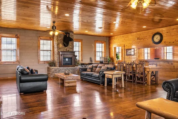 $599,900 | 301 School Street, Tellico Plains, TN 37385