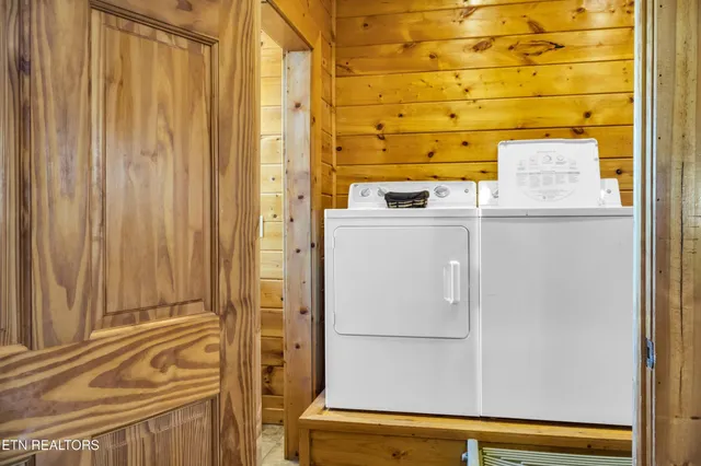 $599,900 | 301 School Street, Tellico Plains, TN 37385