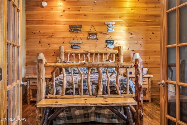 $599,900 | 301 School Street, Tellico Plains, TN 37385