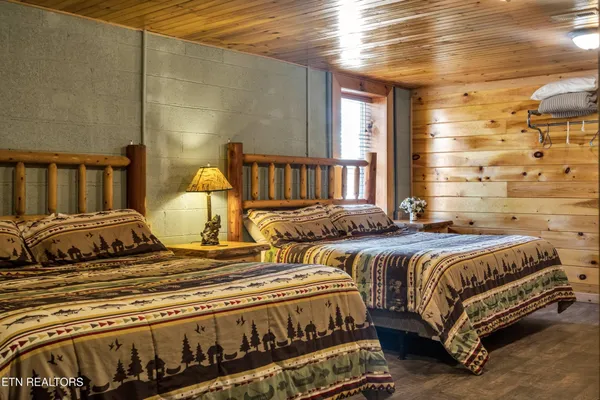 $599,900 | 301 School Street, Tellico Plains, TN 37385