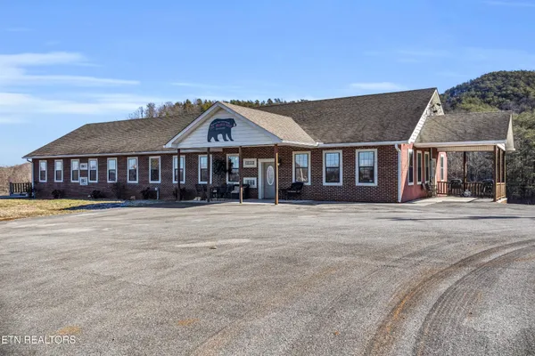 $599,900 | 301 School Street, Tellico Plains, TN 37385