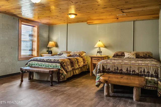 $599,900 | 301 School Street, Tellico Plains, TN 37385