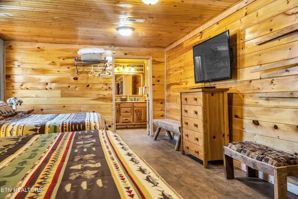 $599,900 | 301 School Street, Tellico Plains, TN 37385