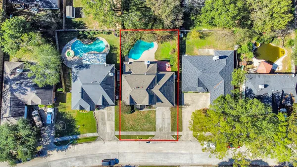 an aerial view of multiple house