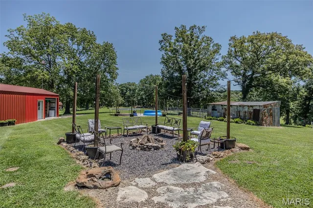 $399,900 | 2962 County Road 496, New Bloomfield, MO 65063