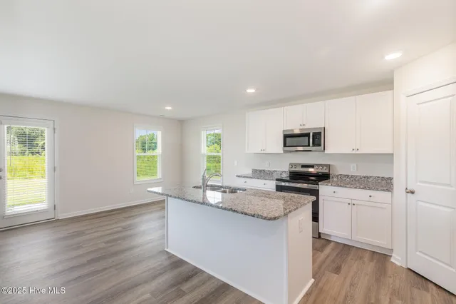 $319,950 | 37 Chloe Court, Selma, NC 27576