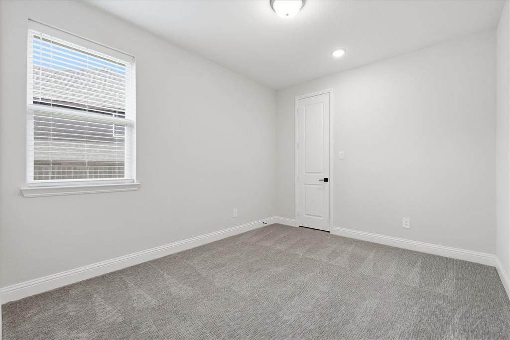 7221 Redwood Road Argyle, TX 76226 - Photo 25 of 40