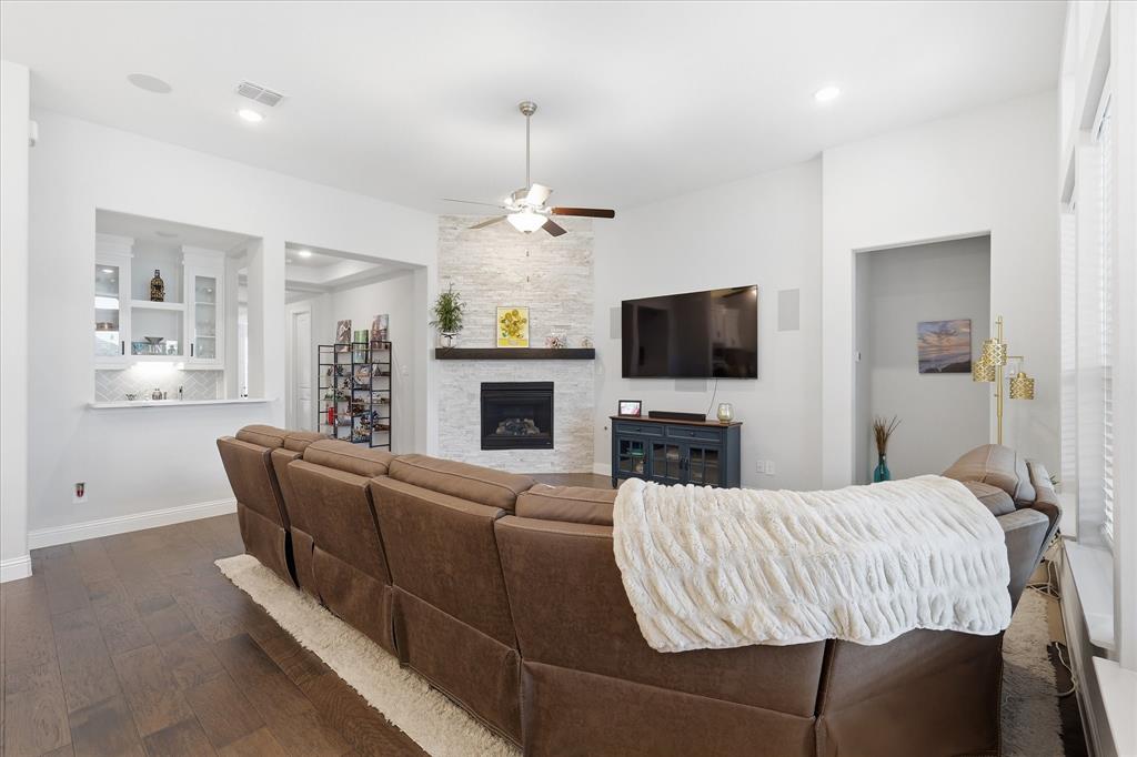 7221 Redwood Road Argyle, TX 76226 - Photo 8 of 40