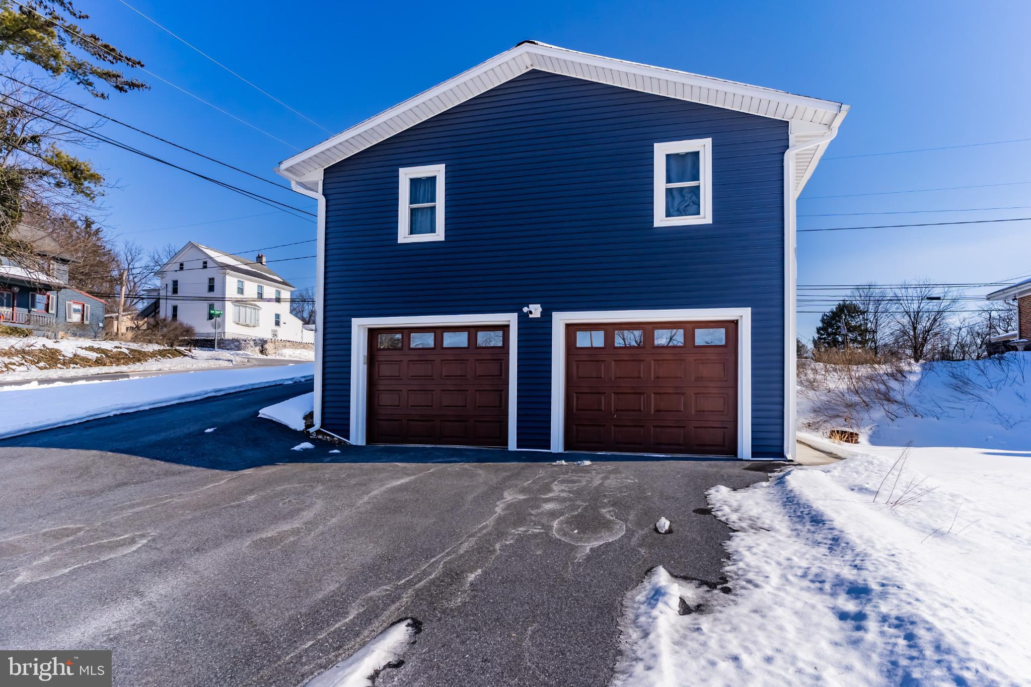 179 Grandview Road Hummelstown, PA 17036 - Photo 18 of 20 Charming blue garage in a snowy setting.