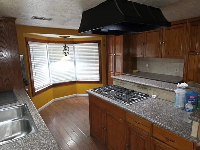 $85,000 | 64 Honeycomb, Palacios, TX 77465