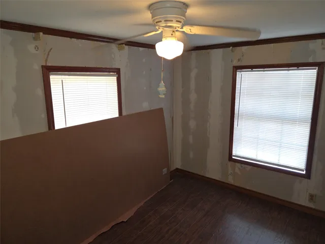 $85,000 | 64 Honeycomb, Palacios, TX 77465