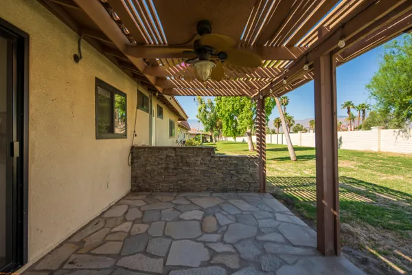 $2,450 | 41955 Largo, Palm Desert, CA 92211