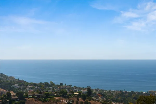 $5,995,000 | 2155 Temple Hills Drive, Laguna Beach, CA 92651