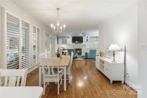 $1,575,000 | 21216 Norman Shores Drive, Cornelius, NC 28031