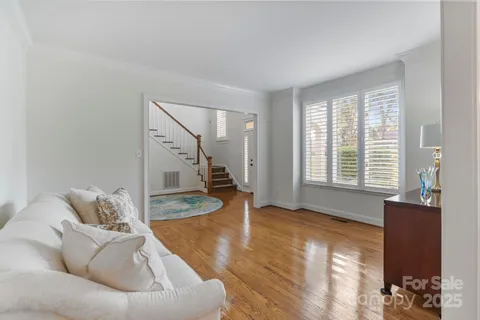 $1,575,000 | 21216 Norman Shores Drive, Cornelius, NC 28031