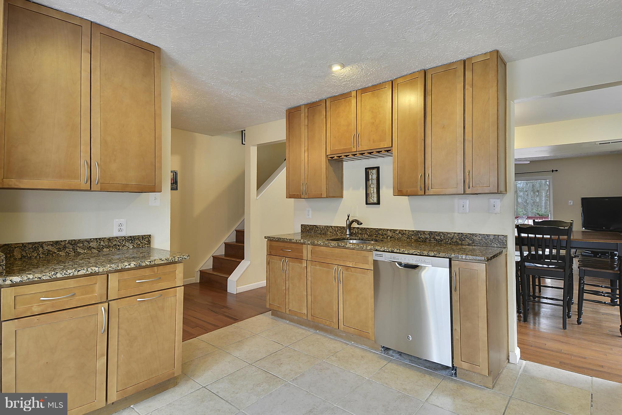 11449 Encore Drive Silver Spring, MD 20901 - Photo 3 of 30 Kitchen